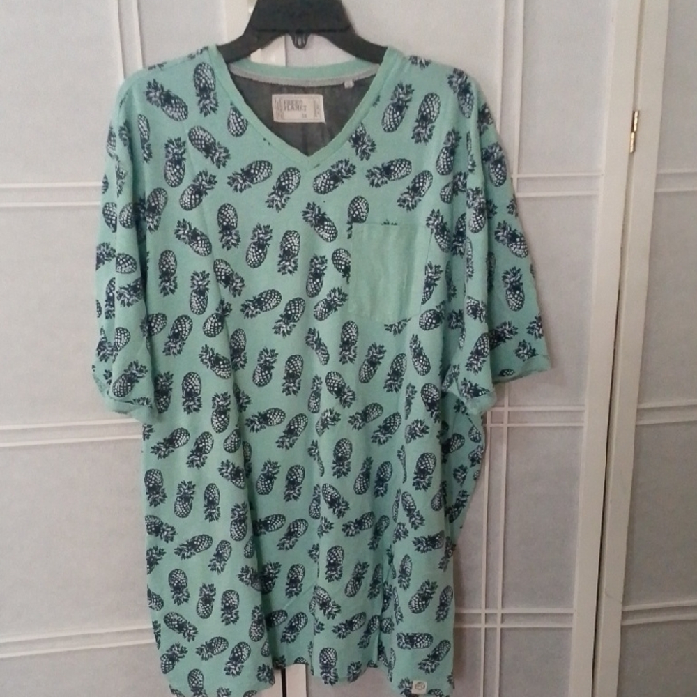 Free Planet Teal Pineapple Print Men's Tee
